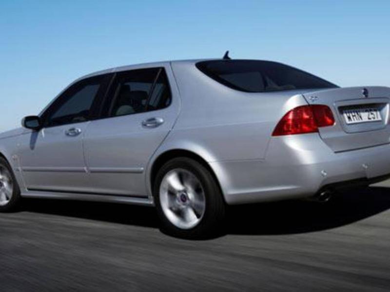 2006 Saab 9-5: Look at Me: Saab wants your attention now to prepare you for  big changes in the future