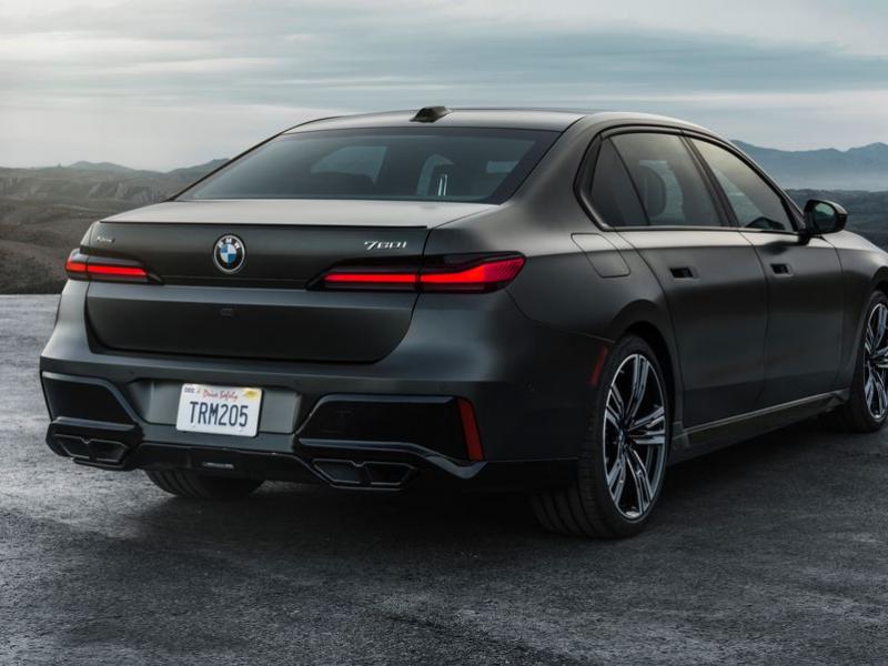 2023 BMW 7-series Review, Pricing, and Specs