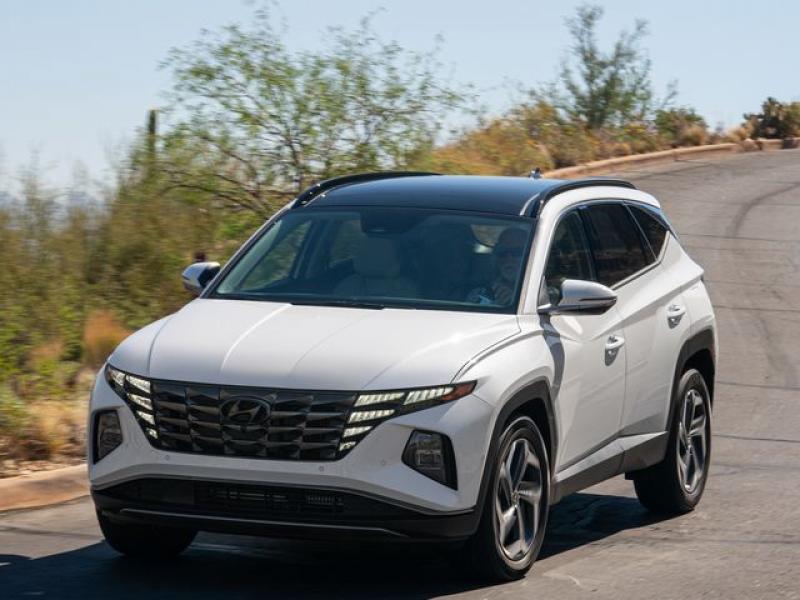 2022 Hyundai Tucson Hybrid Review: the Cure for the Common Crossover