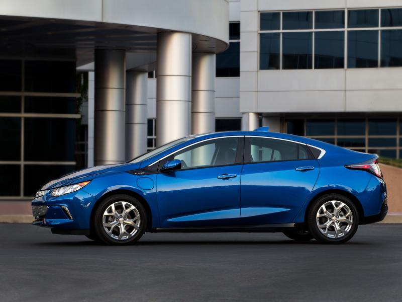 2018 Chevrolet Volt (Chevy) Review, Ratings, Specs, Prices, and Photos -  The Car Connection