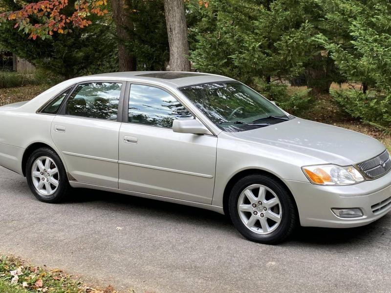 2000 Toyota Avalon XLS for Sale - Cars & Bids