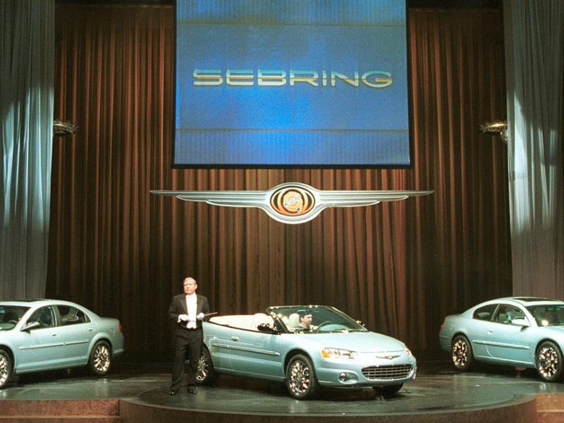 Chrysler Sebring family expands for 2001 | Automotive News