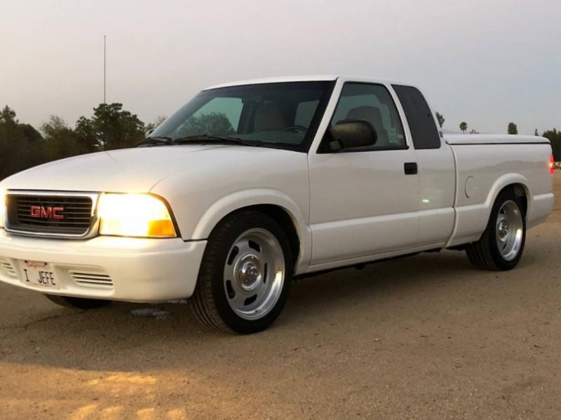 26k-Mile 2003 GMC Sonoma for sale on BaT Auctions - sold for $8,300 on  November 23, 2018 (Lot #14,287) | Bring a Trailer